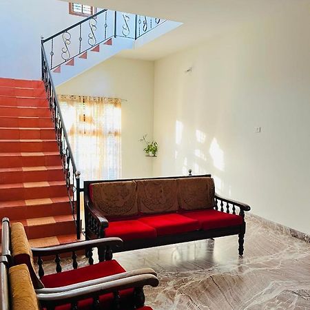 Spacious 3-Bedroom Private Villa In Mangalore - Ideal Getaway For Family And Friends エクステリア 写真