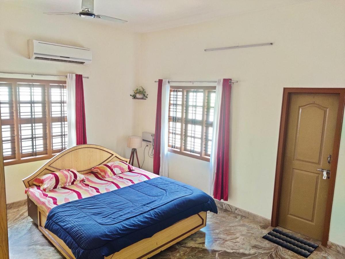 Spacious 3-Bedroom Private Villa In Mangalore - Ideal Getaway For Family And Friends エクステリア 写真