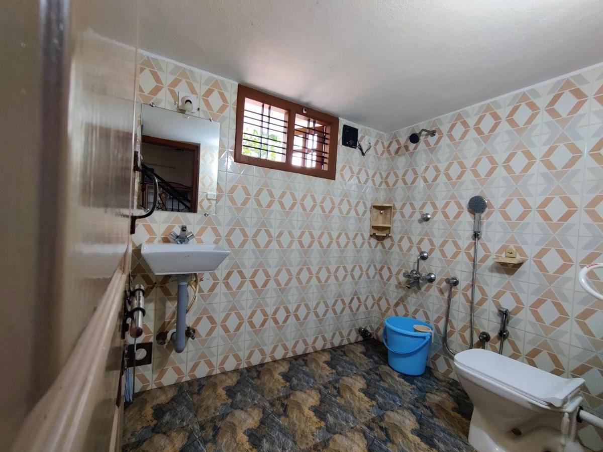 Spacious 3-Bedroom Private Villa In Mangalore - Ideal Getaway For Family And Friends エクステリア 写真