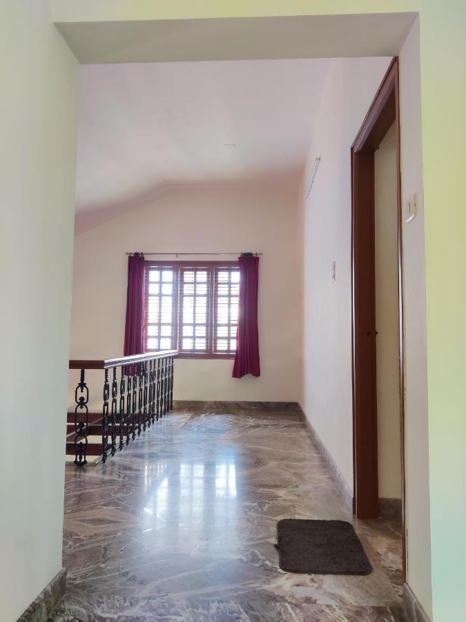 Spacious 3-Bedroom Private Villa In Mangalore - Ideal Getaway For Family And Friends エクステリア 写真