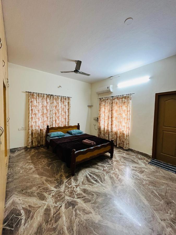Spacious 3-Bedroom Private Villa In Mangalore - Ideal Getaway For Family And Friends エクステリア 写真